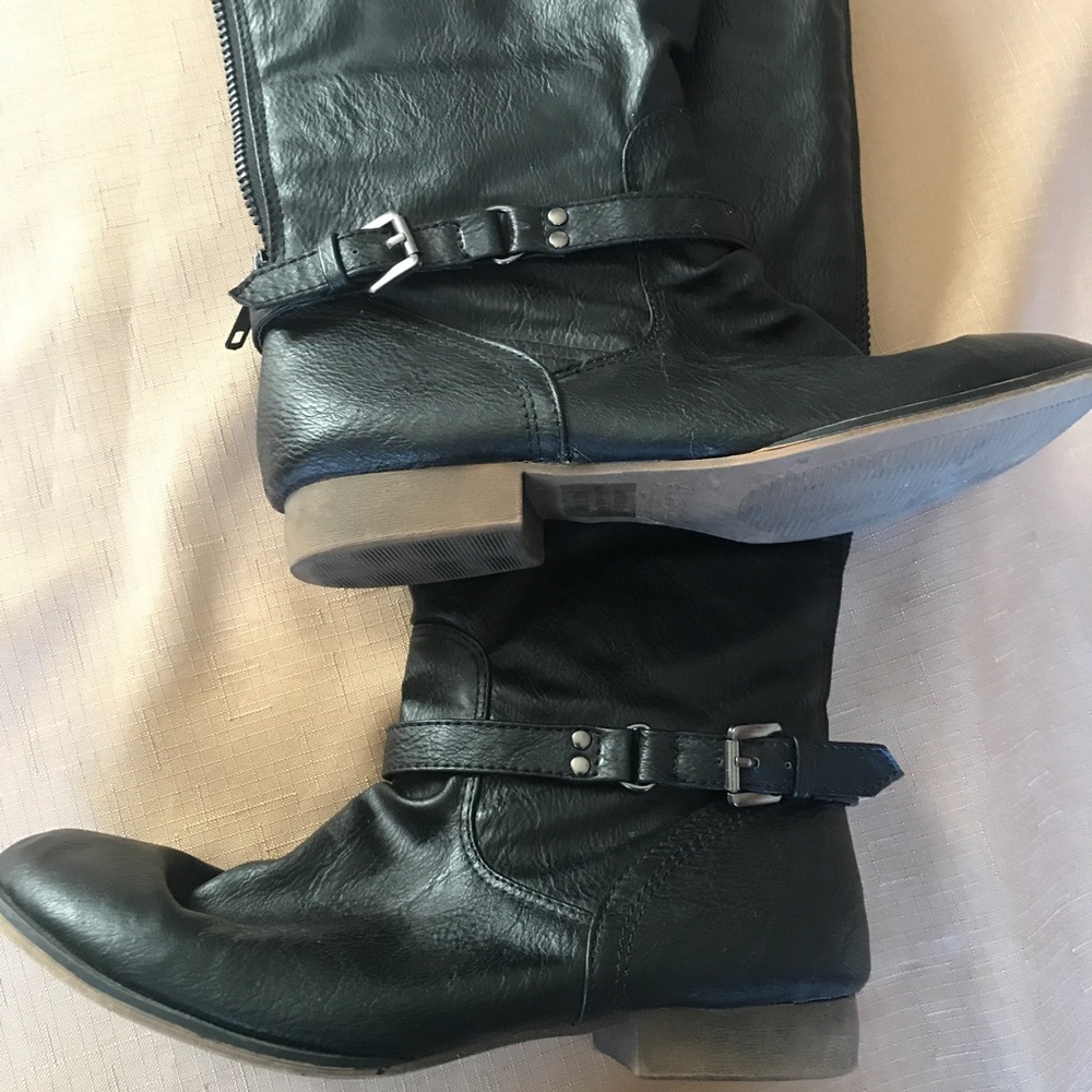 Black Boots